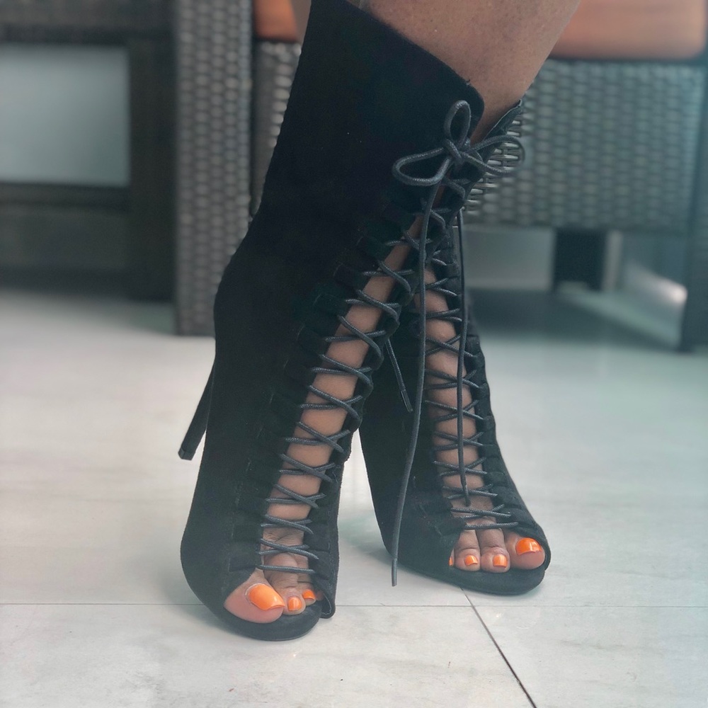SOLD Black front lace bootie